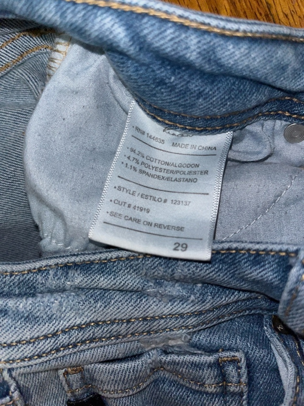 KanCan Light Wash Flared Women’s Jeans - High Rise, Raw Hem Size 29 - Picture 7 of 11